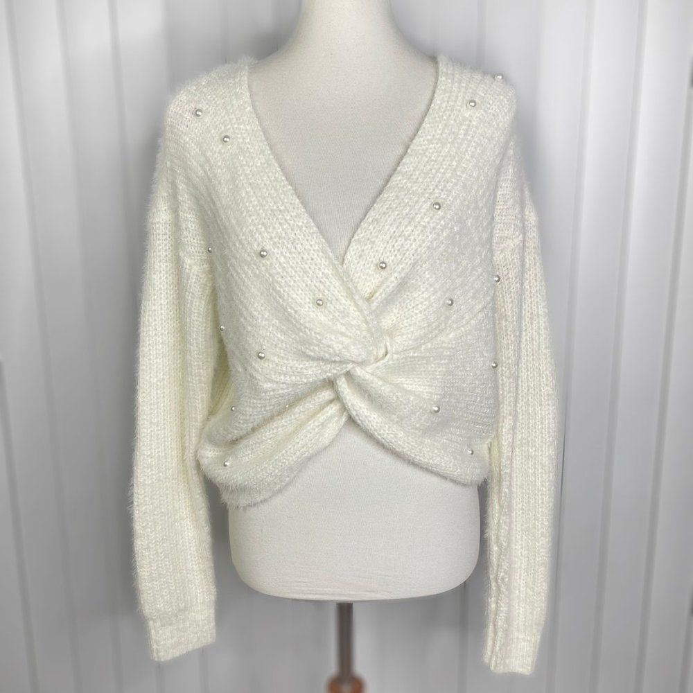 Almost Famous White Pearl Twist Front Sweater Size Medium